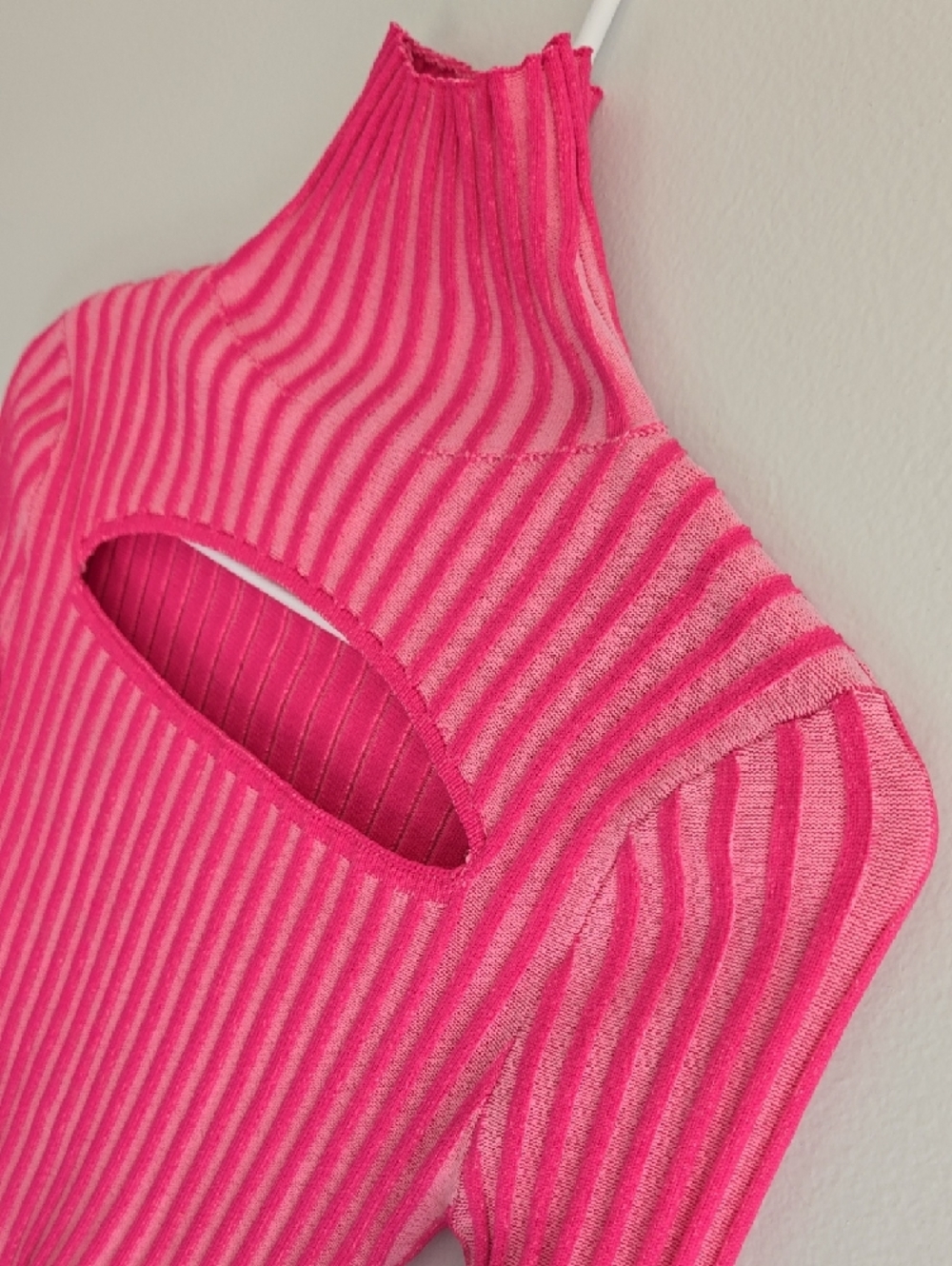 PrettyLittleThing Pink Striped Ribbed Top - Picture 7 of 16